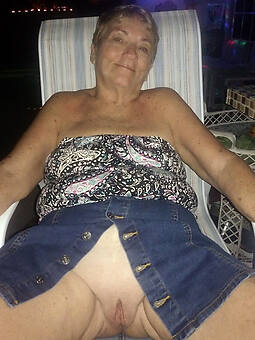 nude grannie upskirt tease