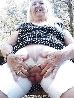 porn pictures of old grannies in panties