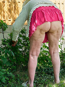 natural big granny booty