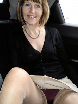 naughty gilf upskirt pussy